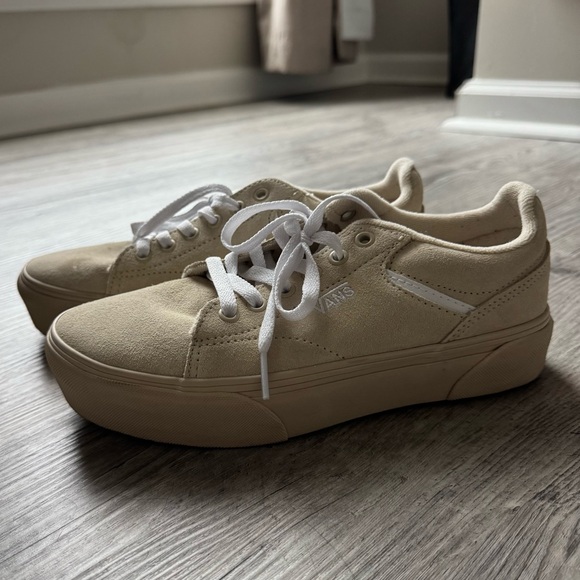 Vans Seldan Platform Sneakers - Picture 2 of 4